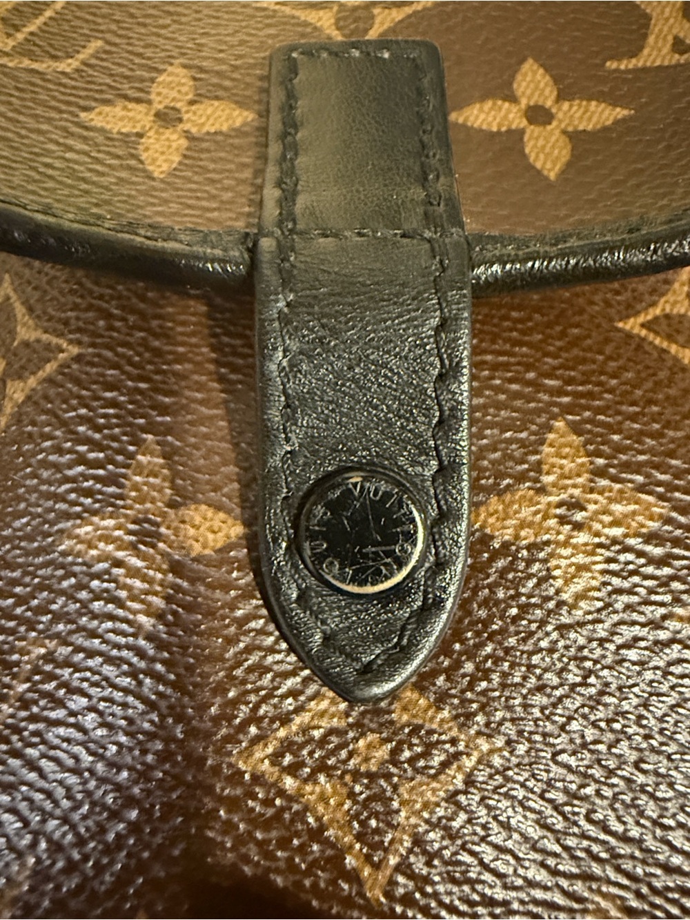 100% authentic  Louis Vuitton Christopher wearable wallet Crossbody bag - Picture 9 of 14